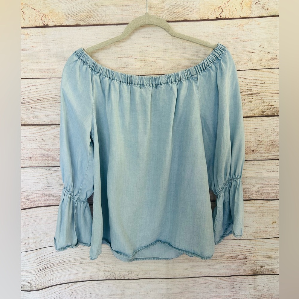 Sanctuary Anthropologie Women’s Blue Off Shoulder Chambray Bell Sleeve Top Sz M